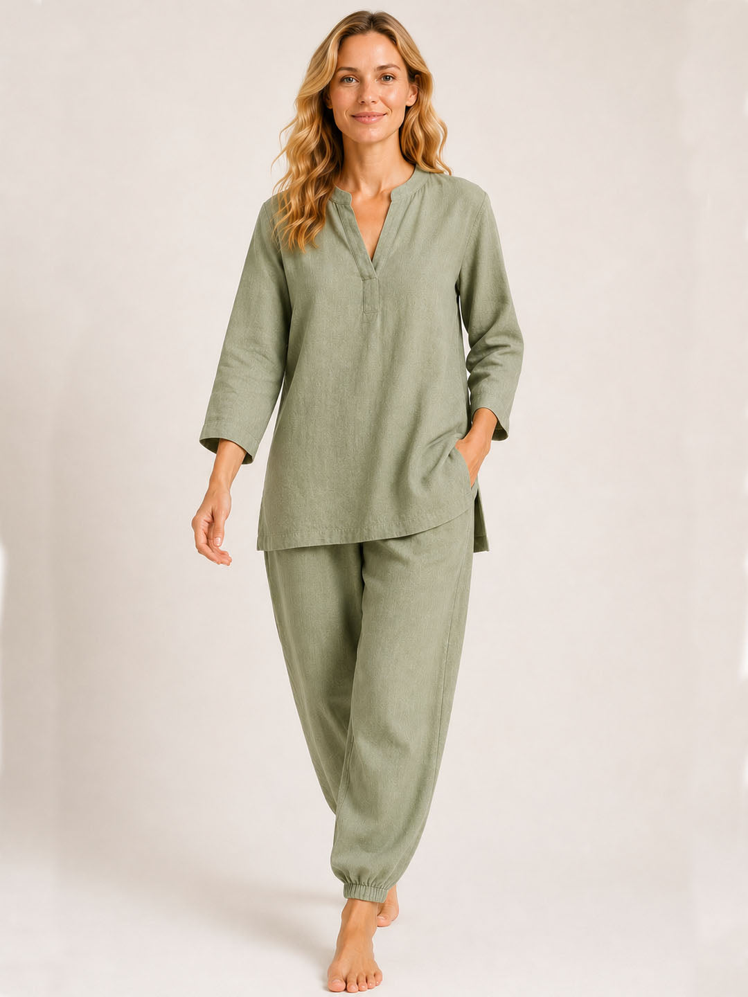 THE AANGAN LINEN SET