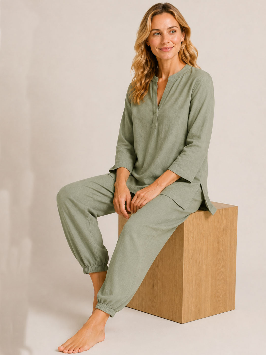 THE AANGAN LINEN SET