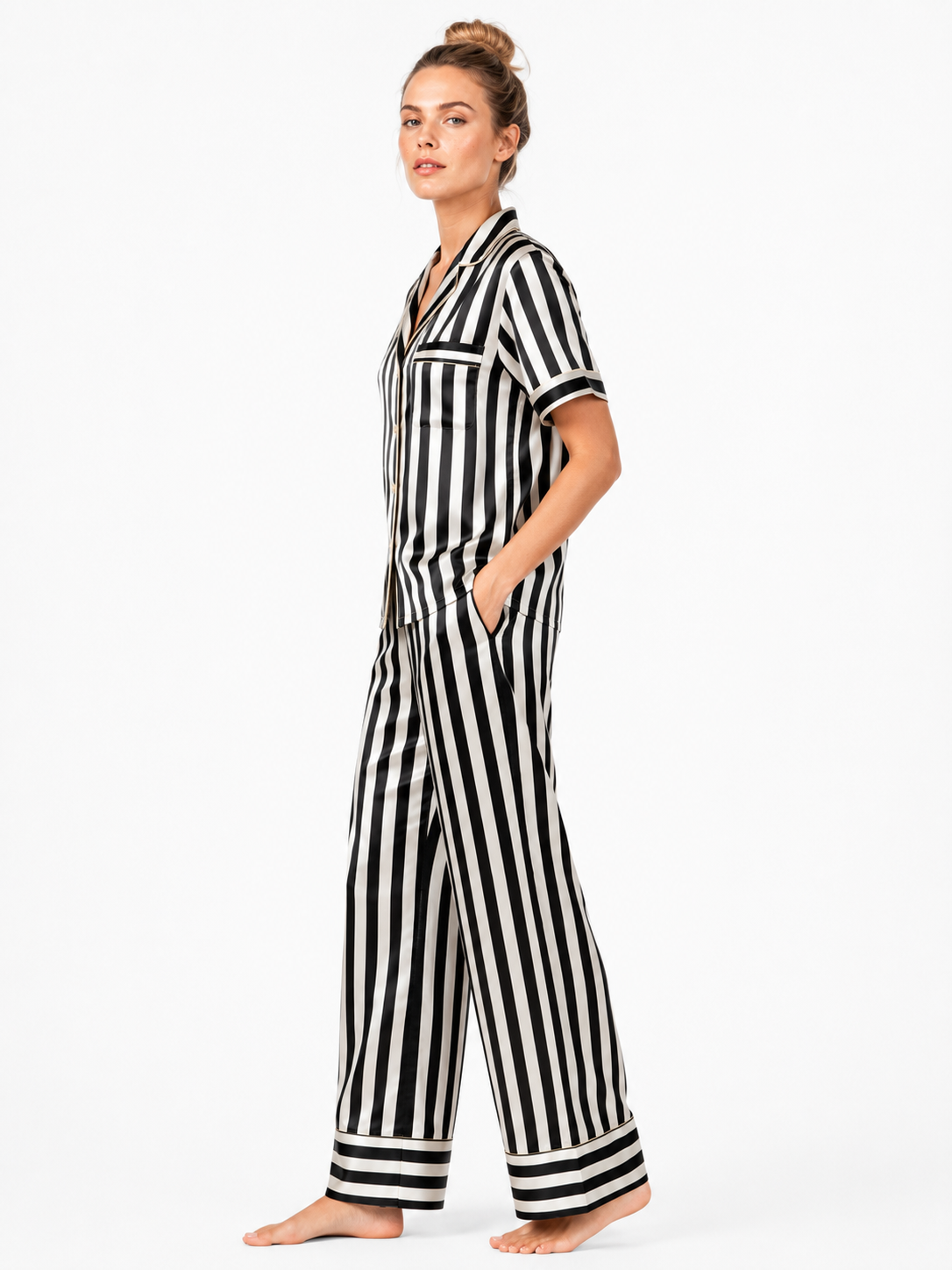 Éclipse Satin Pajama Set